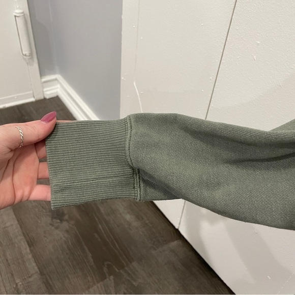 Aerie Green Turtle Neck Oversized Sweatshirt - Picture 3 of 11
